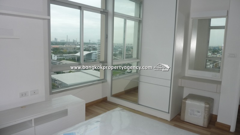 Centric Scene Sukhumvit 64: 1 bed corner room 42 sqm fully furnished