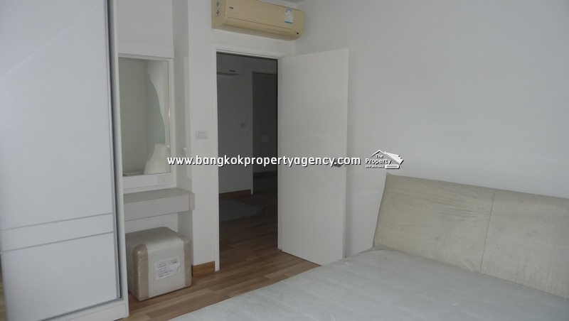 Centric Scene Sukhumvit 64: 1 bed corner room 42 sqm fully furnished