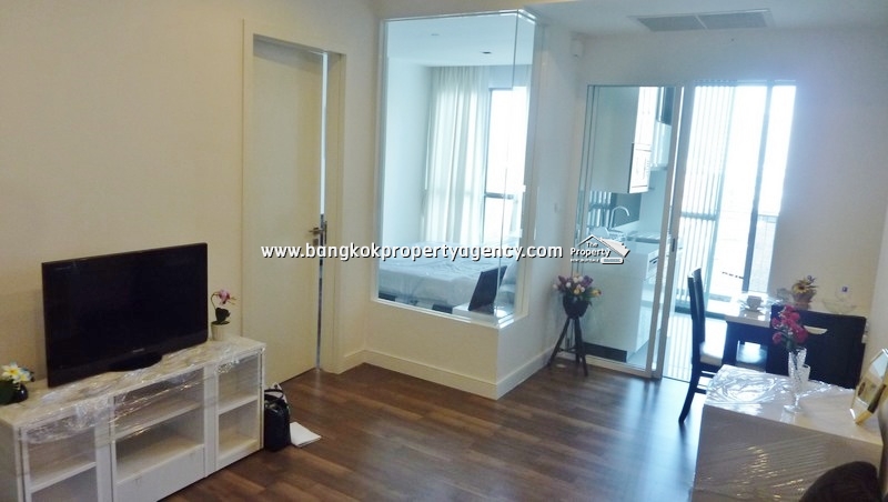 The Room Sukhumvit 62: Spacious 1 bed condo, well decorated next to BTS