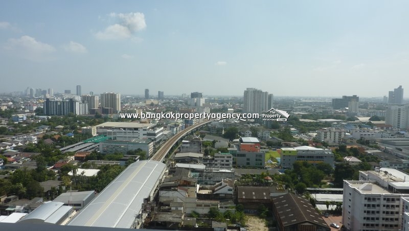The Room Sukhumvit 62: Spacious 1 bed condo, well decorated next to BTS