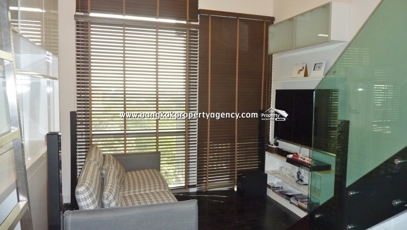 Ideo Morph 38 & Ashton Morph 38: 1 bed 32 sqm well decorated duplex