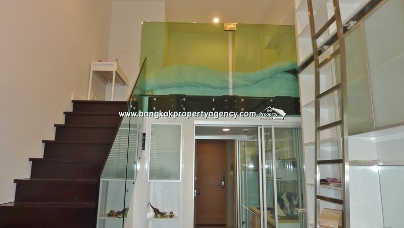 Ideo Morph 38 & Ashton Morph 38: 1 bed 32 sqm well decorated duplex