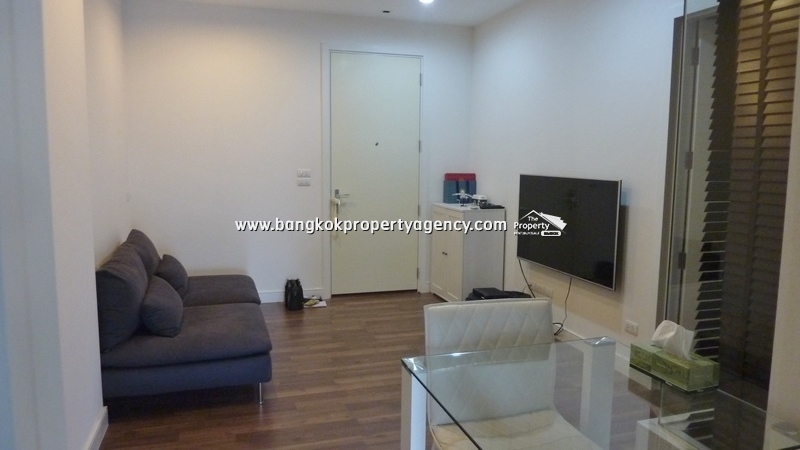 The Room Sukhumvit 62: 1 bed 45 sqm well decorated unit next to BTS
