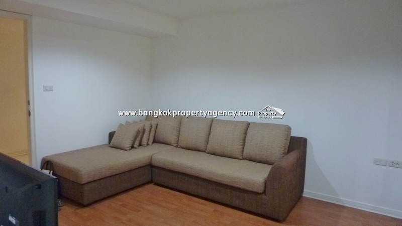 Lumpini Ville Sukhumvit 77: 1 Bed 35 sqm unit on mid floor/unblocked view