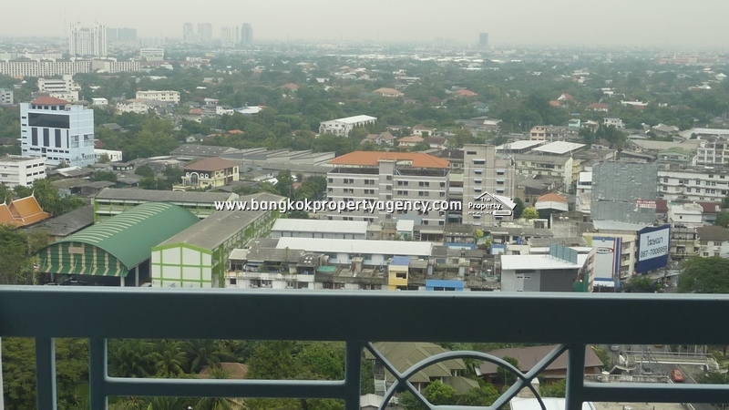 Lumpini Ville Sukhumvit 77: 1 Bed furnished unit, high floor/unblocked view