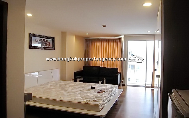 PG Rama 9: 30 sqm fully furnished studio room, high floor/close to MRT