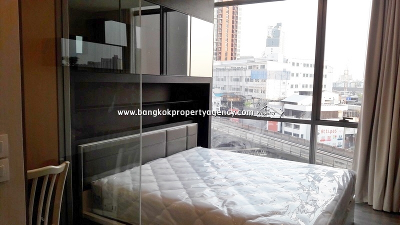 The Room Sukhumvit 69 : Brand new 1 bed 45 sqm well decorated condo