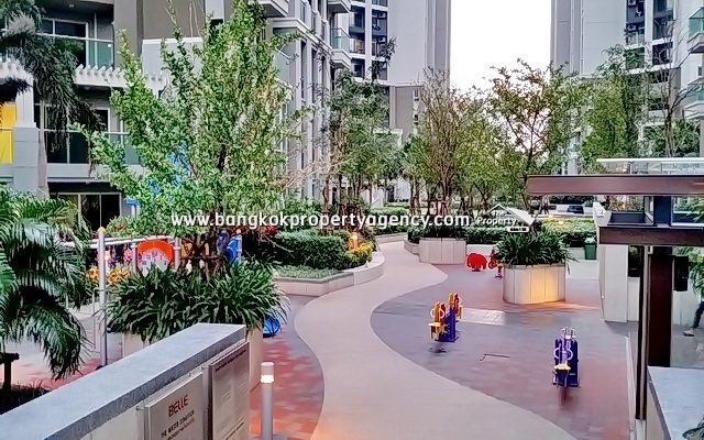 Belle Grand Rama 9: 1 bed 47 sqm fully furnished unit with city view