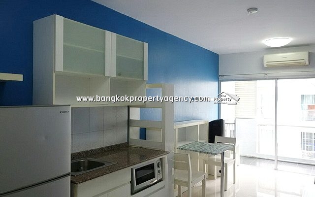 A Space Asoke-Ratchada: 1 bed 35 sqm refurbished unit with pool view