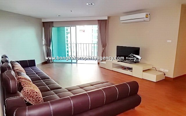 Belle Grand Rama 9: 2 bed 78 sqm fully furnished condo with pool view