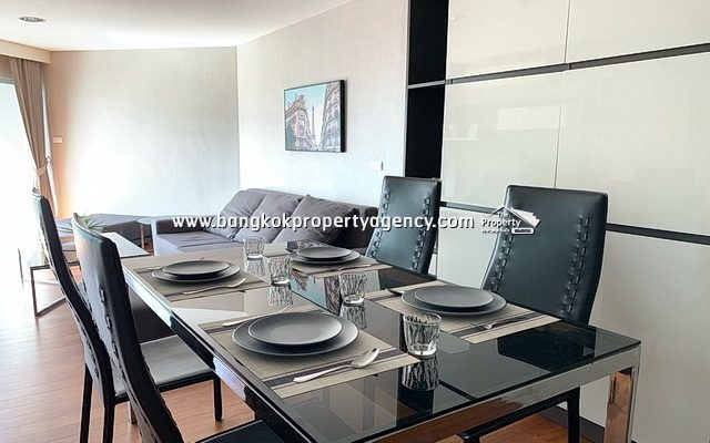 Belle Grand Rama 9: 2 bed 58 sqm fully furnished, high floor/pool view